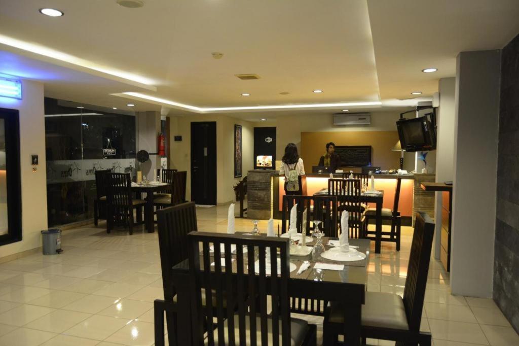 Puri Chorus Boutique Hotel Pakualaman Exteriör bild